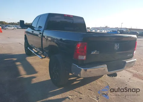 2017 Ram 2500 Big Horn 4X4 6'4 Box from USA, damaged, VIN 3C6UR5DL0HG581667